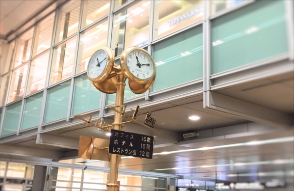 名古屋駅　金時計